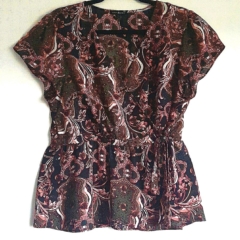 Women's XL v-neck wrap blouse